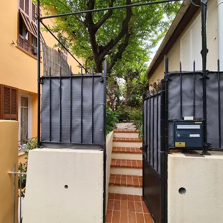 - Charming Little House With Terrace Nizza